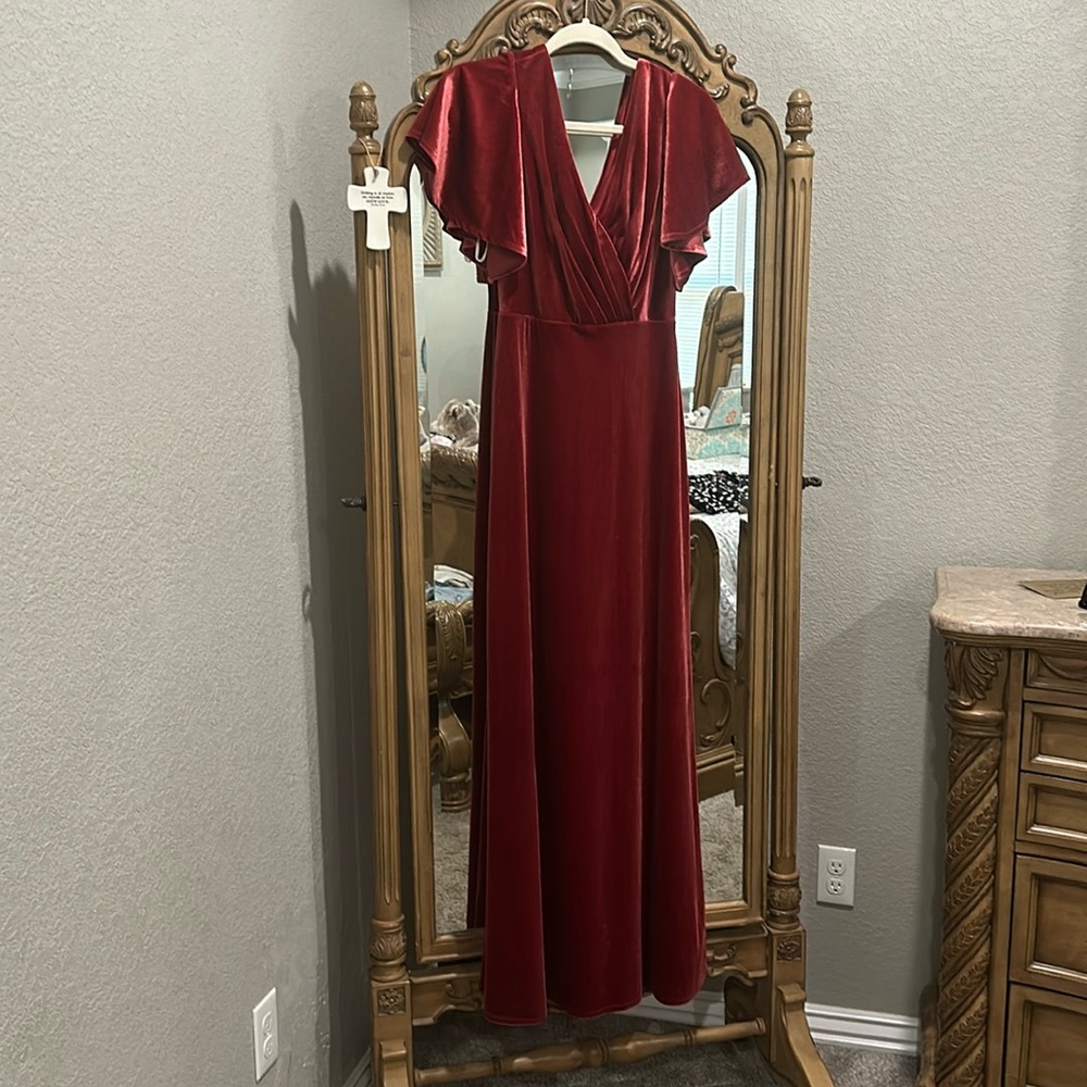 Women’s dress
